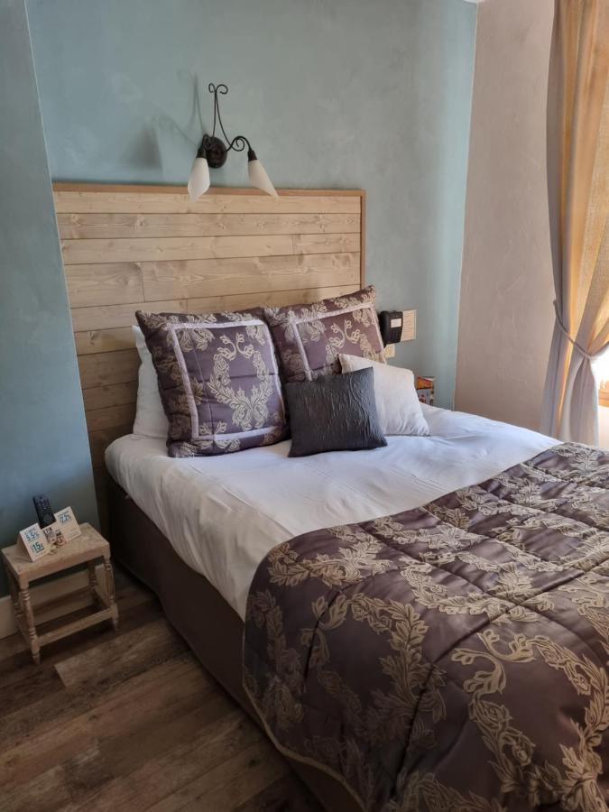 Logis Hotel-Restaurant Le Relais Hauterives Εξωτερικό φωτογραφία