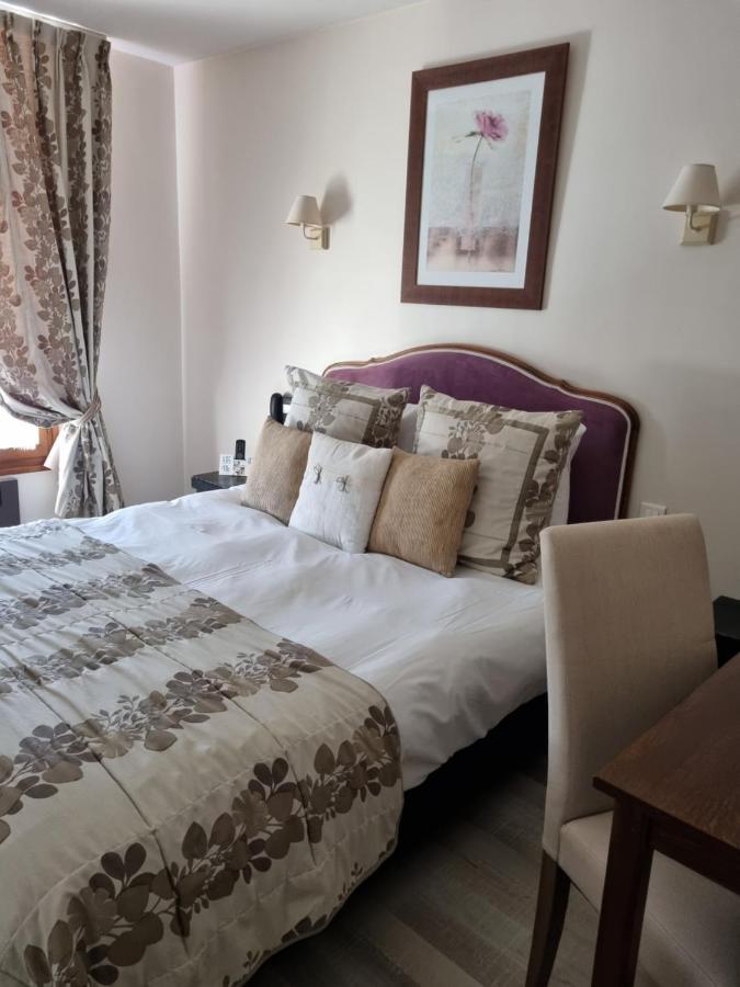 Logis Hotel-Restaurant Le Relais Hauterives Εξωτερικό φωτογραφία