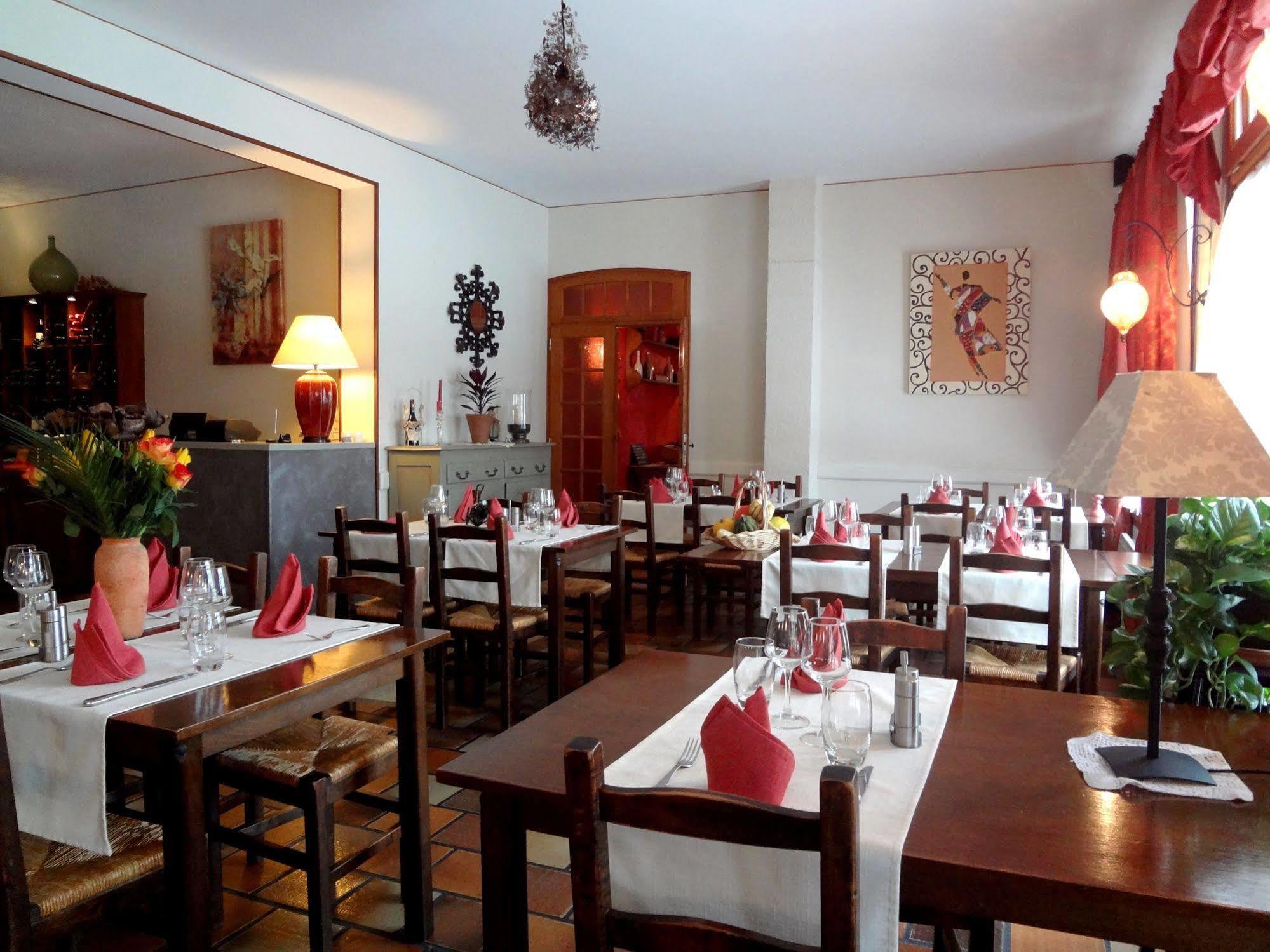 Logis Hotel-Restaurant Le Relais Hauterives Εξωτερικό φωτογραφία