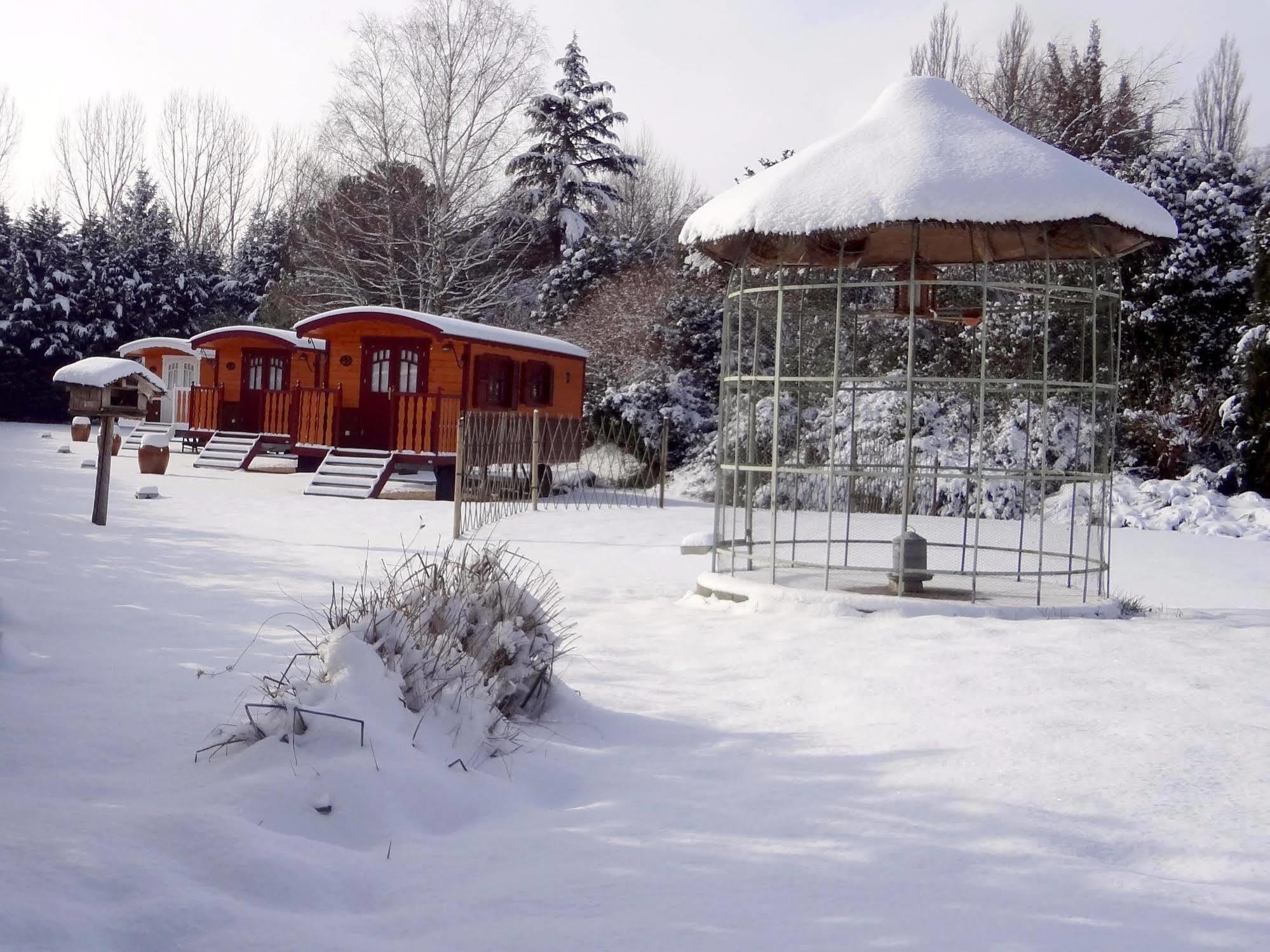 Logis Hotel-Restaurant Le Relais Hauterives Εξωτερικό φωτογραφία