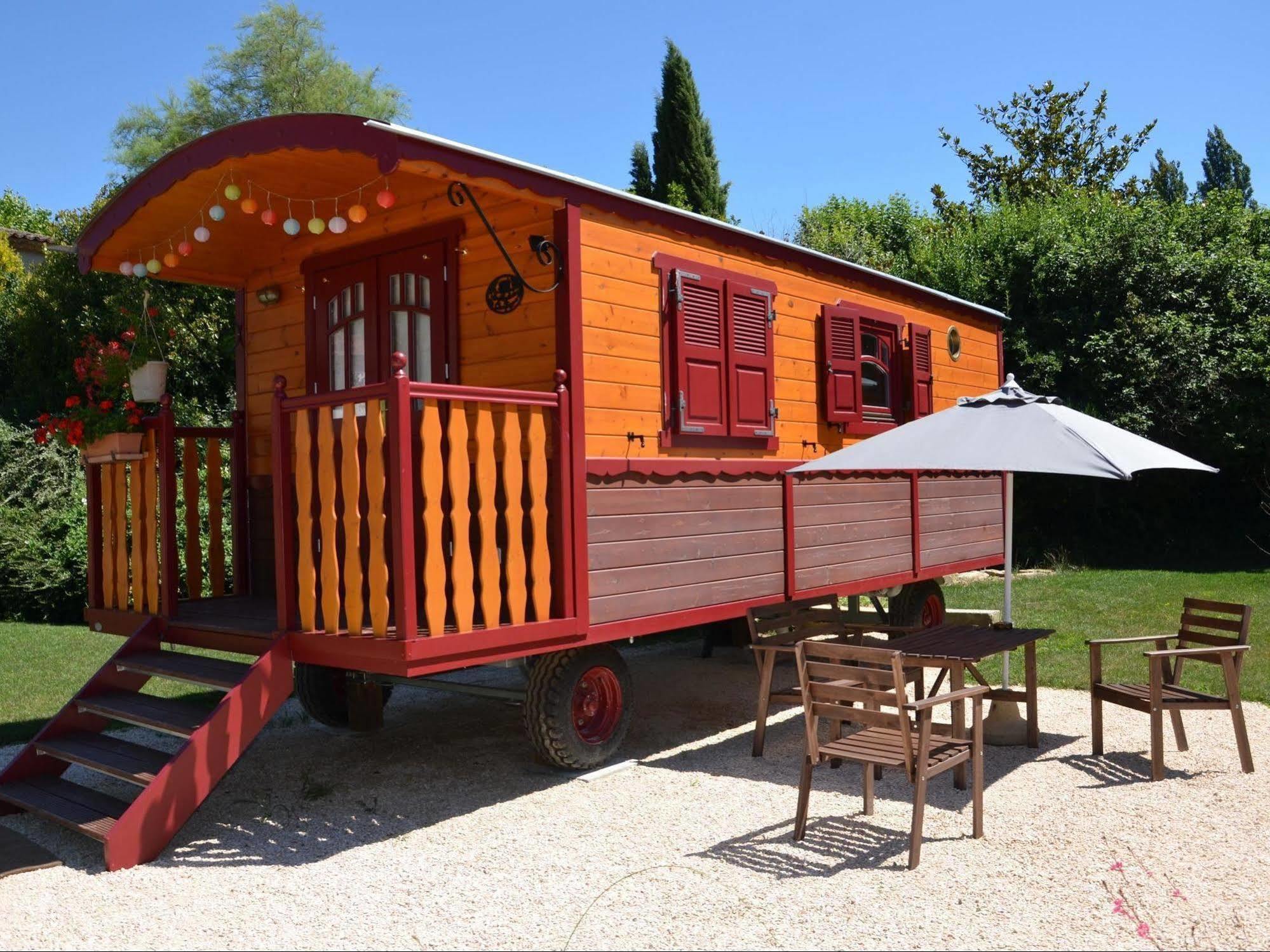 Logis Hotel-Restaurant Le Relais Hauterives Εξωτερικό φωτογραφία